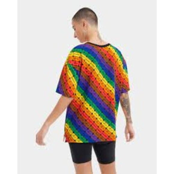 UGG Toni Pride Rainbow Logo Oversized Limited Edition Unisex T-shirt - Picture 3 of 8